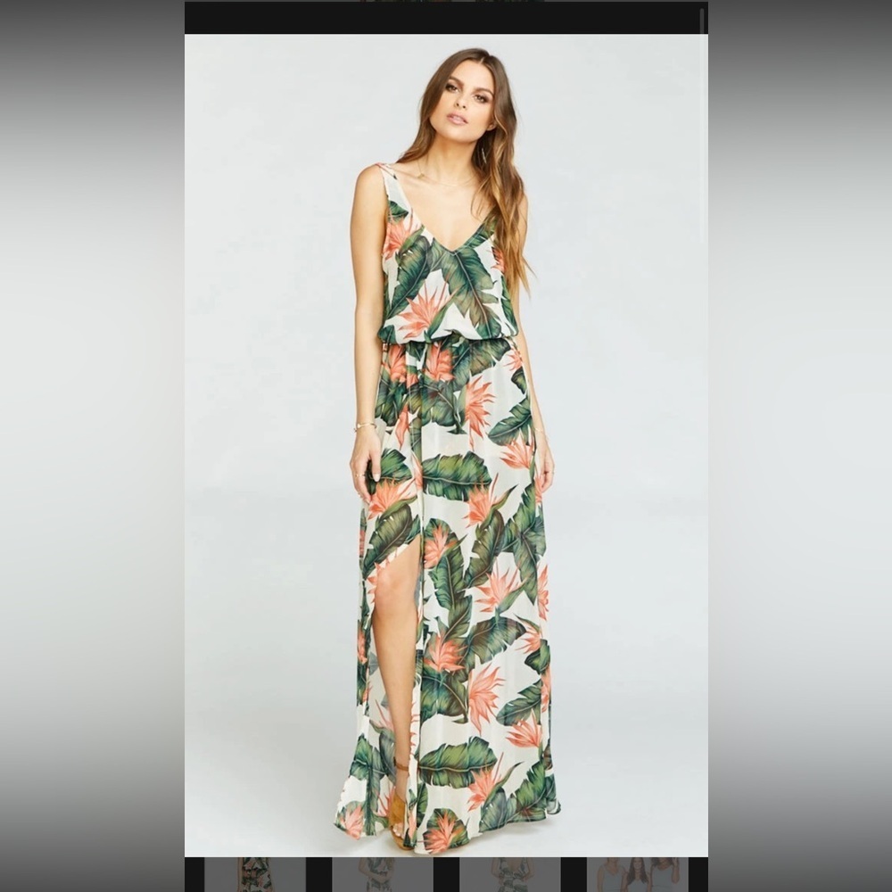 Show me your mumu maxi dress size medium